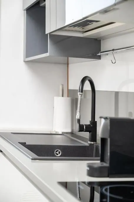 Grazioso Appartamento In Bicocca Con Ac E Wi-Fi Milan